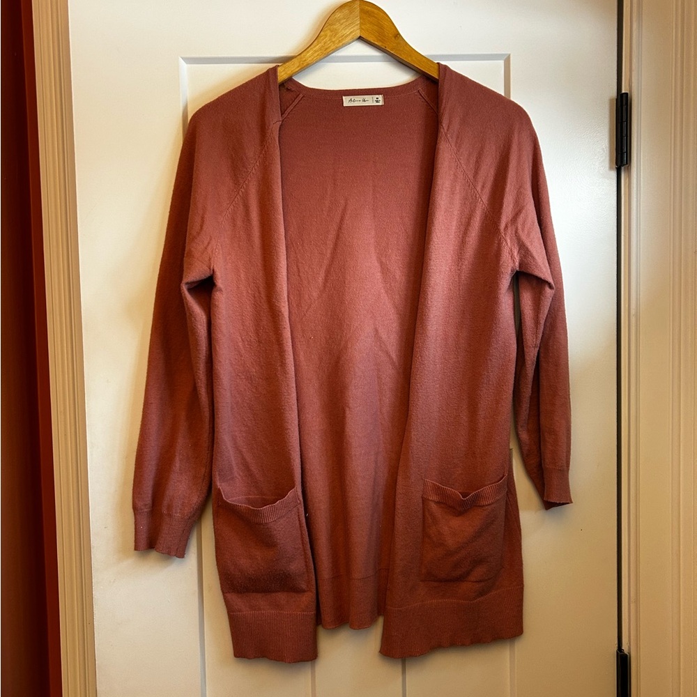 Active USA Neesee’s Women’s Cardigan Size M